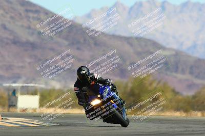 media/Mar-12-2022-SoCal Trackdays (Sat) [[152081554b]]/Turn 14 (10am)/